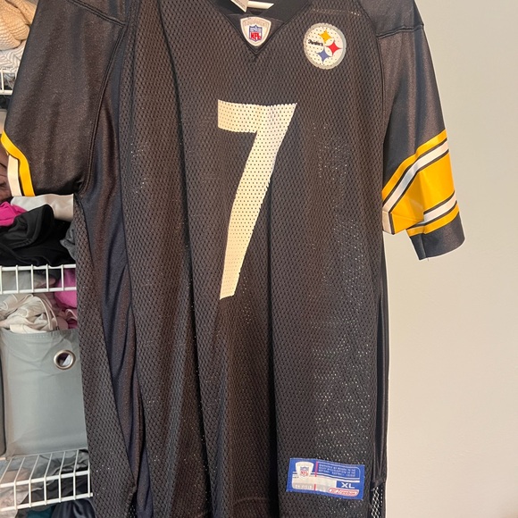 NFL Black and Yellow Jersey - Picture 1 of 2